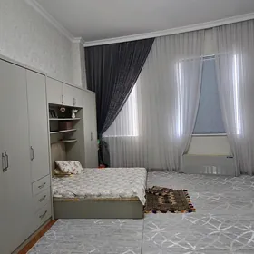 SATLYK MOSKOWSKI ELITKA 4 KOM