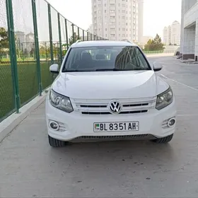 Volkswagen Tiguan 2012