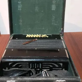 Антикварная гармошка СССР