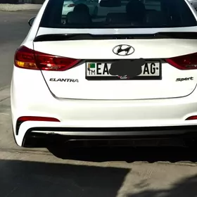 Hyundai Elantra GT 2018