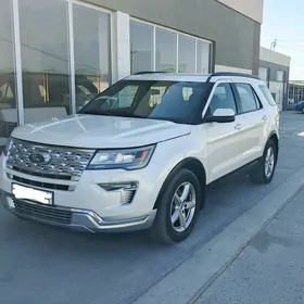Ford Explorer 2018