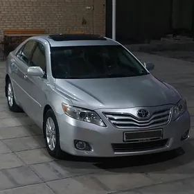 Toyota Camry 2010