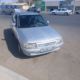 Opel Astra 1992