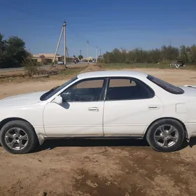 Toyota Vista 1990
