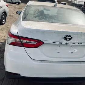 Toyota Camry 2020