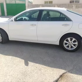 Toyota Camry 2010