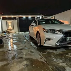 Lexus ES 350 2018