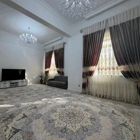 PODWOYSKIÝ 3 KOMNAT