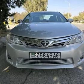 Toyota Camry 2013