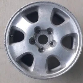 stuk diska r16