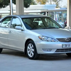 Toyota Camry 2005