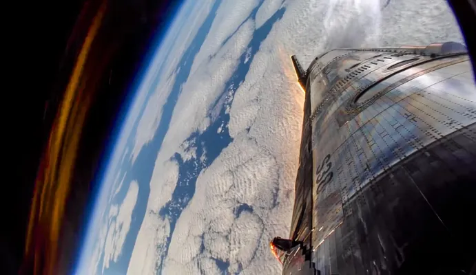 SpaceX kompaniýasy Starship V2-niň soňky uçuşyndan täsirli kadrlary görkezdi