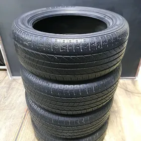 Kapsen 235/55R18 komplekt