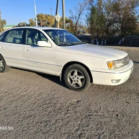 Toyota Avalon 1999