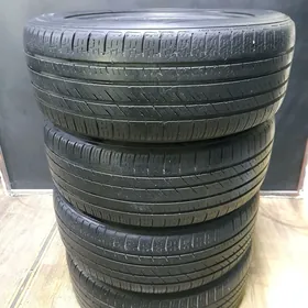 Vitour 245/60R18 komplekt