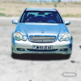 Mercedes-Benz C250 2001