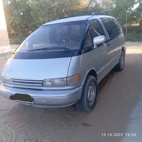 Toyota Previa 1993