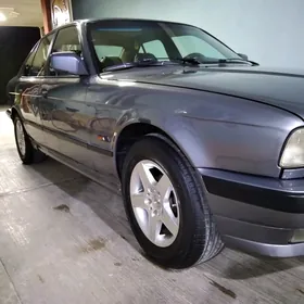 BMW 525 1992