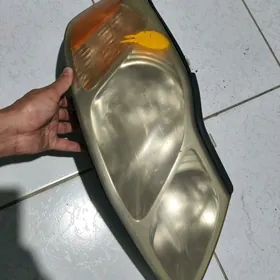 Avalon Fara 2002