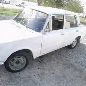 Lada 2104 1985