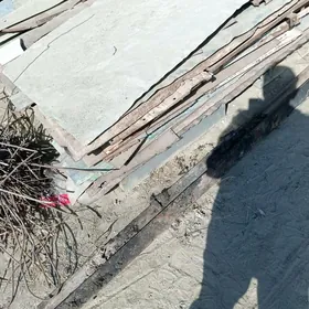 железные листы.