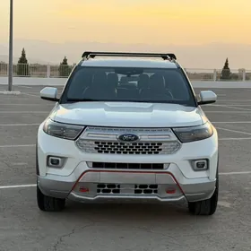 Ford Explorer 2022