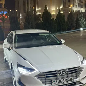 Hyundai Sonata 2020