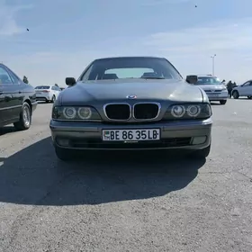 BMW 530 2003