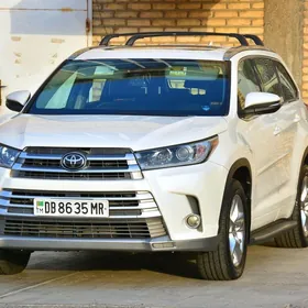 Toyota Highlander 2018