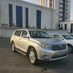 Toyota Highlander 2011