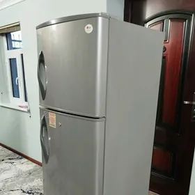 LG