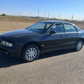 Mitsubishi Diamante 1995
