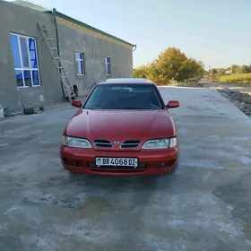 Nissan Primera 1998