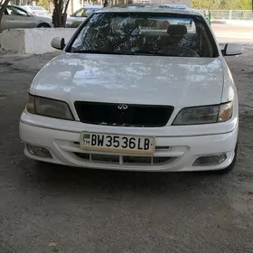 Infiniti I 1996