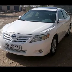 Toyota Camry 2011