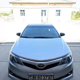 Toyota Camry 2013