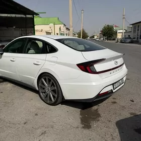Hyundai Sonata 2020