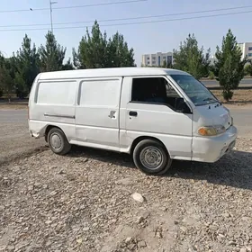 Hyundai H100 2002