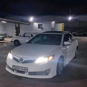 Toyota Camry 2012