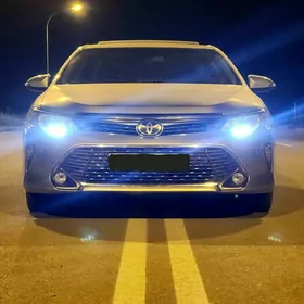 Toyota Camry 2015