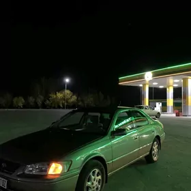 Toyota Camry 1998