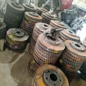 TOYOTA BARABAN MORDA