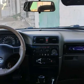Opel Vectra 1989