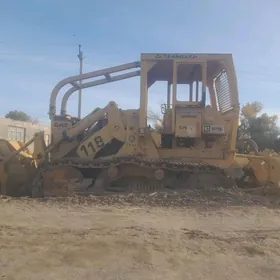 Caterpillar Dozer 2004