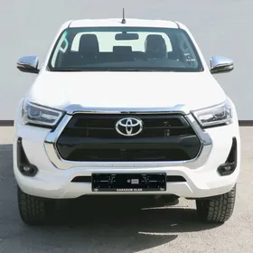 Toyota Hilux 2025