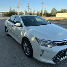 Toyota Camry 2017