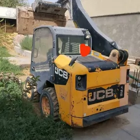 JCB Pilingmaster 2013