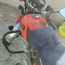 Iž Planeta 5 2000