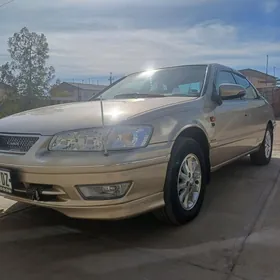 Toyota Camry 1998