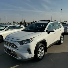 Toyota RAV4 2021